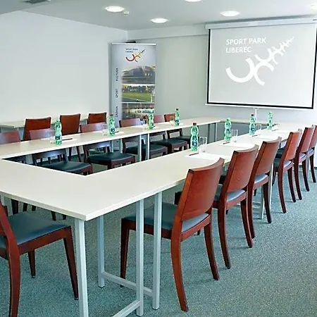 Отель Arena Либерц