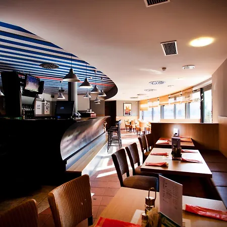 Arena Hotel